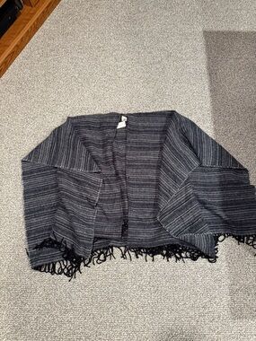 Francesca's Collections Gray & Black Striped Open-Front Cardigan